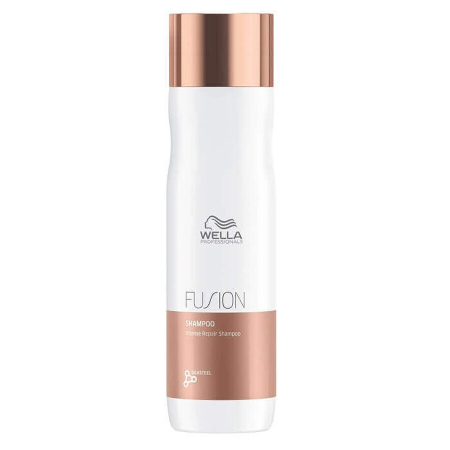 Shampoo per capelli danneggiati Care Fusion, 250 ml, Wella Professionals