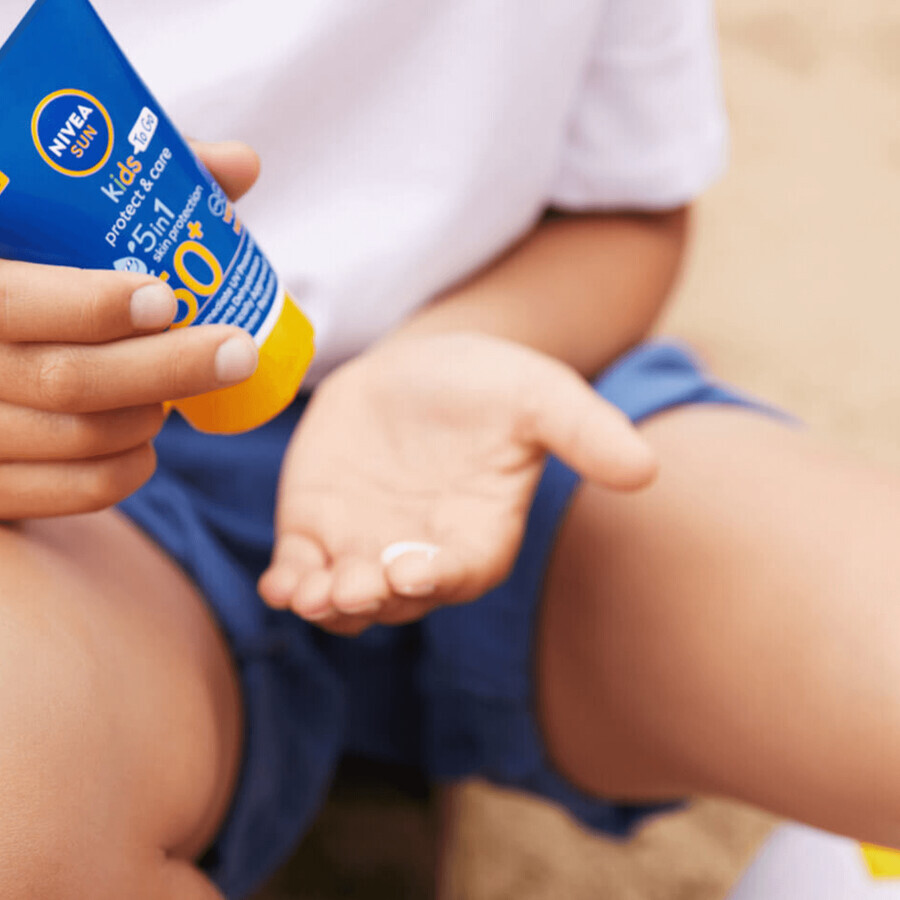 Protezione Solare per Bambini Nivea Sun Kids Protect  amp; Care SPF50+ 50ml