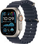 Apple Watch Ultra 2 (2024) 49 mm, titanio naturale con cinturino blu navy Ocean