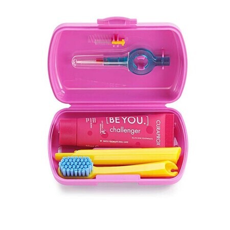 Curaprox Be You Travel Set Rosa Spazzolino + Dentifricio + 2 Scovolini