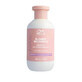 Shampoo con pigmento viola per neutralizzare i toni gialli Invigo Blonde Recharge, 300 ml, Wella Professionals